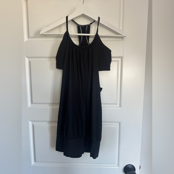 lululemon athletica Black Tank Top - Picture 1 of 3